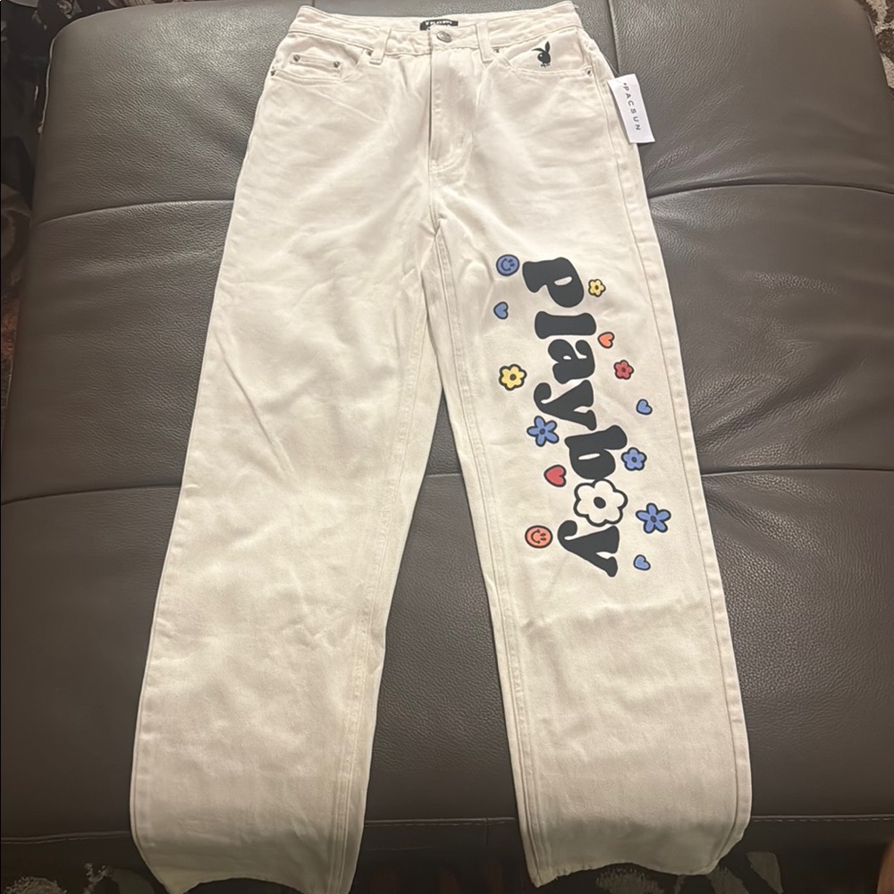 NWT PacSun Playboy White Jeans with Colorful Logo size 25